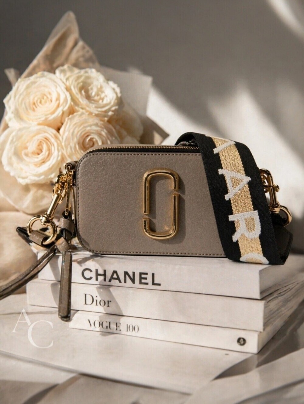 Marc Jacobs Snapshot Camera Crossbody Bag French Grey Leather Gold Logo NWT
